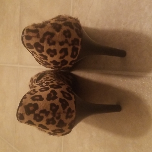 Classy Leopard Heels With Real Fur! Sz. 9! - Picture 3 of 6
